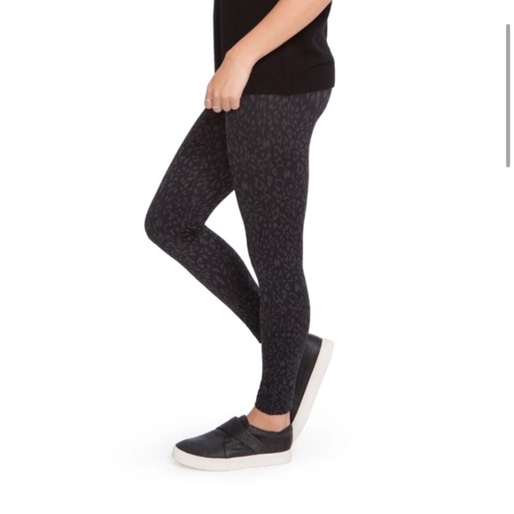 Spanx Seamless Leopard Leggings - Picture 1 of 5